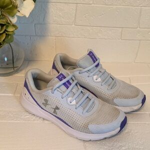 Under Armour Light Gray and Purple Athletic Shoes